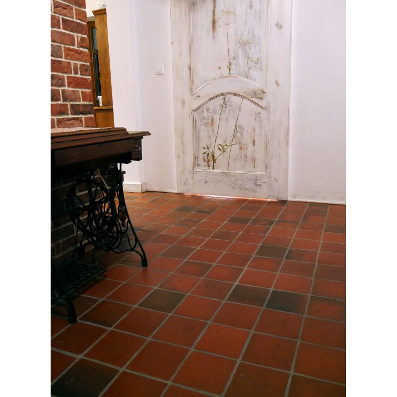 Terracotta Gotik  17x17, Flur