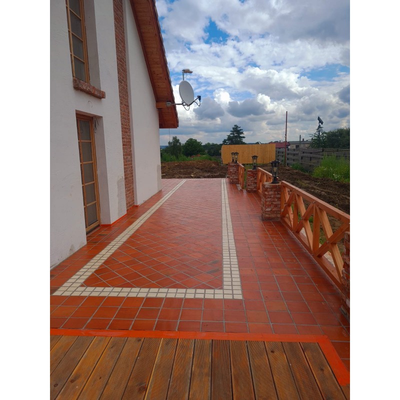 Terracotta Gotik 20x20, Terrasse